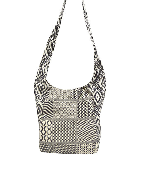 entre square(アントレスクエアー)の「VIDA/Hobo ショルダーバッグ ミックス(ショルダーバッグ・レディース・ホワイト×ブラック・ONE SIZE)」の3枚目の写真