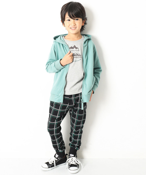 devirock(デビロック)の「長袖ベーシックジップアップパーカー ジップパーカー(パーカー・キッズ・ブラック/ネイビー/レッド/カーキ/ピンク/ターコイズブルー/ヘザーチャコール/杢グレー/ブルー/ブルー系その他/グリーン系その他/ライトパープル/スモークピンク/イエロー/キャメル/ピンク系その他/モカ・80cm/90cm/110cm/100cm/120cm/130cm/140cm/150cm/160cm)」の22枚目の写真