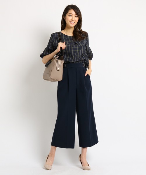 Sunauna(スーナウーナ)の「【洗える】タックスリーブチェックブラウス(シャツ/ブラウス・レディース・ベージュ/ネイビー・34/38/40)」の11枚目の写真