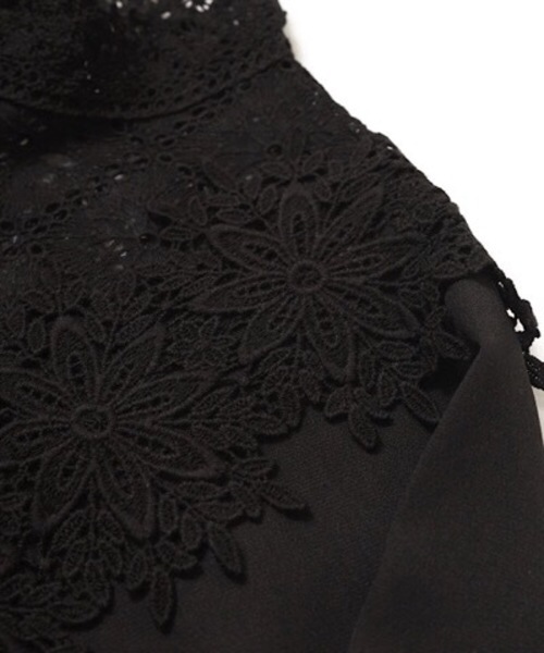 flower（フラワー）の「ワンダフルフラワーブラウス（シャツ/ブラウス・レディース・ホワイト/ブラック/ピンク/ブルー・FREE）」の6枚目の写真