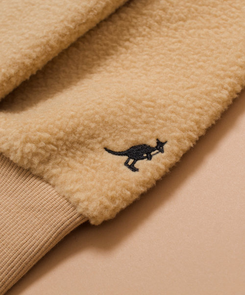 KANGOL（カンゴール）の「MONO-MART×KANGOL カンゴール ビッグシルエット ボア  クルーネックスウェット（スウェット・メンズ・ブラック/ベージュ/ネイビー/オフホワイト/パープル系その他/ブラック系その他/アイボリー/オリーブ/ブラウン/ライトグレー/グリーン系その他/ベージュ系その他/グレイッシュベージュ/ダークブラウン/ホワイト系その他/グレイッシュブルー/ブラウン系その他/グレー・FREE）」の22枚目の写真