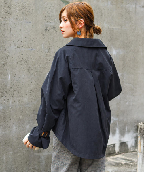 Fashion Letter（ファッションレター）の「オーバーシルエット キャンディ袖ショートトレンチコート ライトアウター（トレンチコート・レディース・ブラック/ベージュ/サンドベージュ/キャメル/ダークカーキ/スモークピンク/ベージュ系その他/テラコッタ/ブラウン・M/L）」の13枚目の写真