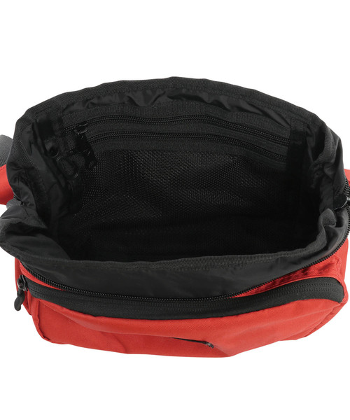 KiU（キウ）の「300Dボディバッグ（ボディバッグ/ウエストポーチ・メンズ・パープル/ターコイズブルー/イエロー/ブラック/ベージュ/カーキ/レッド・FREE）」の10枚目の写真