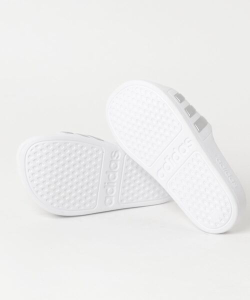 adidas（アディダス）の「アディレッタアクア [ADILETTE AQUA K] アディダス（キッズ/子供用） / アディダス adidas（サンダル・キッズ・ブラック×ホワイト/ホワイト×シルバー/ホワイト×ピンク/ブルー・17.0cm/18.0cm/19.0cm/20.0cm/21.0cm/22.0cm/23.0cm/18cm/24.0cm/25.0cm）」の19枚目の写真