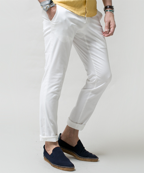 NANO universe(ナノユニバース)の「junhashimoto nano・universe/ イタリアーノピーチタッチチノ(チノパンツ・メンズ・ネイビー/イエロー/ピンク/ベージュ/ブルー/サックスブルー/ホワイト・LARGE/X-LARGE/MEDIUM/SMALL)」の2枚目の写真