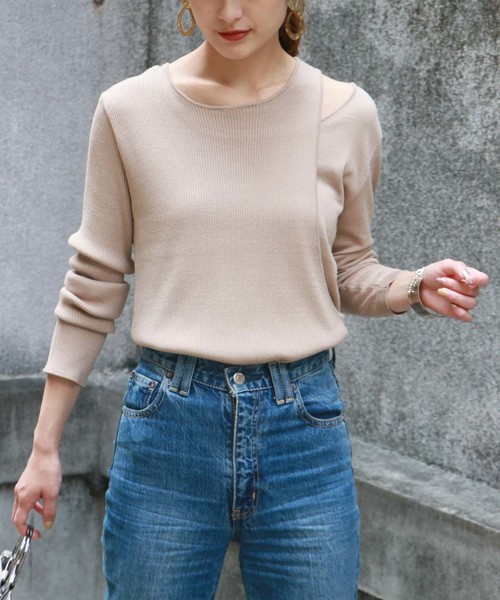 HER CLOSET（ハークローゼット）の「【HERCLOSET】アシメレイヤード肩スリットニット（ニット/セーター・レディース・オフホワイト/ブラック/ベージュ/キャメル/ブルーグリーン/ワインレッド・M）」の18枚目の写真