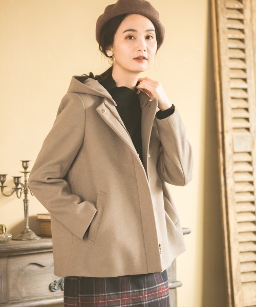 GLOBAL WORK（グローバルワーク）の「軽やかストレッチ2WAYショート