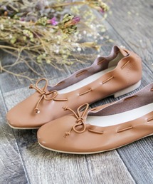 スクエアトゥのリボンバレエシューズ/フラットシューズ