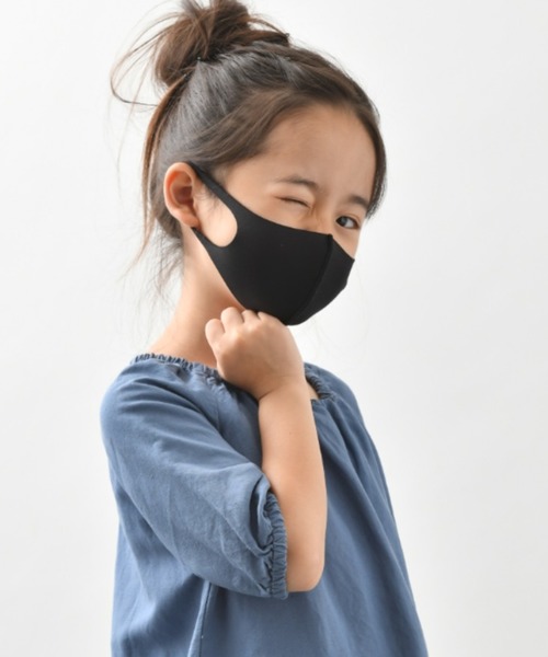 CROSSPLUS ONLINE(クロスプラスオンライン)の「【PASTEL MASK/パステルマスク】 布マスク 肌に優しい 3枚セット 血色マスク 洗える 立体マスク 三層構造 ストレッチ 子供用~大きいサイズ レディース 抗菌防臭(マスク・レディース・オフホワイト/チャコールグレー/サックスブルー/オレンジ・S/SS/M)」の8枚目の写真