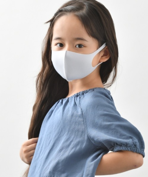 CROSSPLUS ONLINE(クロスプラスオンライン)の「【PASTEL MASK/パステルマスク】 布マスク 肌に優しい 3枚セット 血色マスク 洗える 立体マスク 三層構造 ストレッチ 子供用~大きいサイズ レディース 抗菌防臭(マスク・レディース・オフホワイト/チャコールグレー/サックスブルー/オレンジ・S/SS/M)」の6枚目の写真