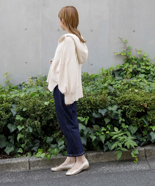 flower（フラワー）の「フーディーアランニット（ニット/セーター・レディース・アッシュグレー/アイボリー・FREE）」の16枚目の写真