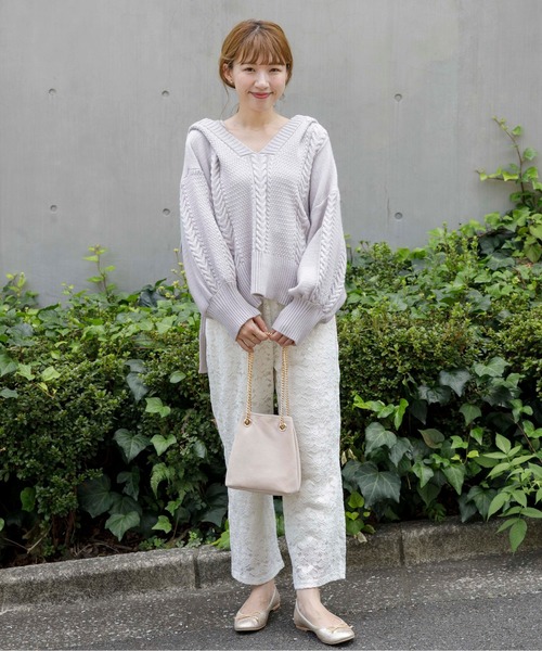 flower（フラワー）の「フーディーアランニット（ニット/セーター・レディース・アッシュグレー/アイボリー・FREE）」の21枚目の写真