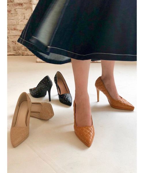 RESEXXY（リゼクシー）の「キルティングピンヒールパンプス（パンプス・レディース・ブラック/ベージュ/マスタード・SMALL/MEDIUM/LARGE）」の4枚目の写真