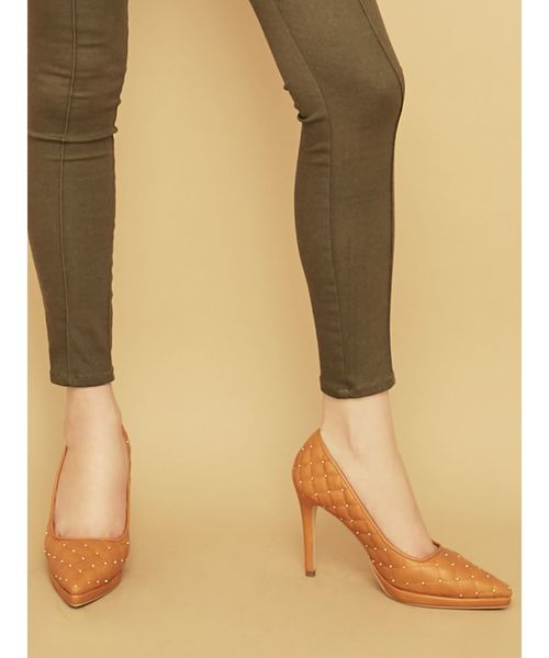 RESEXXY（リゼクシー）の「キルティングピンヒールパンプス（パンプス・レディース・ブラック/ベージュ/マスタード・SMALL/MEDIUM/LARGE）」の5枚目の写真