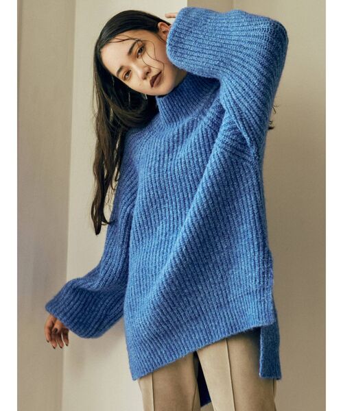 MURUA（ムルーア）の「ハイネックボリュームニット（ニット/セーター・レディース・アイボリー/ピンク/イエロー/ブルー・FREE）」の5枚目の写真