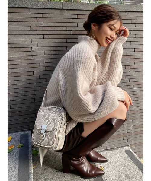 MURUA（ムルーア）の「ハイネックボリュームニット（ニット/セーター・レディース・アイボリー/ピンク/イエロー/ブルー・FREE）」の11枚目の写真