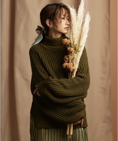 KOBE LETTUCE（コウベレタス）の「ローゲージタートルニットトップス（ニット/セーター・レディース・オフホワイト/グレー/ブルー系その他/ブラック/ライトピンク/カーキ・FREE）」の4枚目の写真