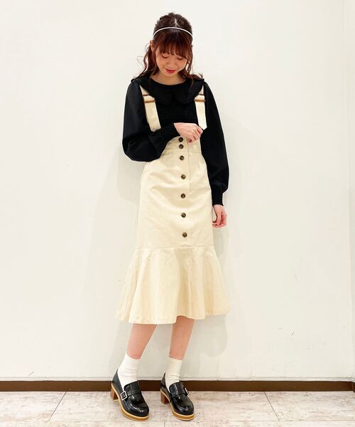 MAJESTIC LEGON(マジェスティックレゴン)の「サス付レディマーメイドスカート(スカート・レディース・ベージュ/アイボリー/モカ・SMALL/MEDIUM)」の4枚目の写真