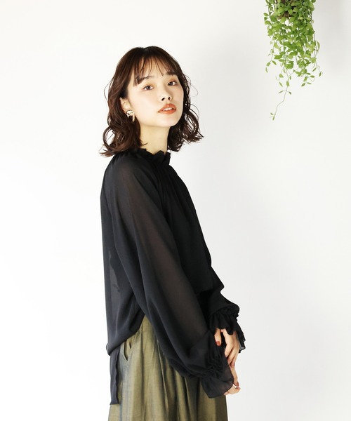 ARCANUM DESIGN(アルカナムデザイン)の「ARL フリルカラーチュニックブラウス(シャツ/ブラウス・レディース・ホワイト/ブラック/ベージュ・FREE)」の8枚目の写真