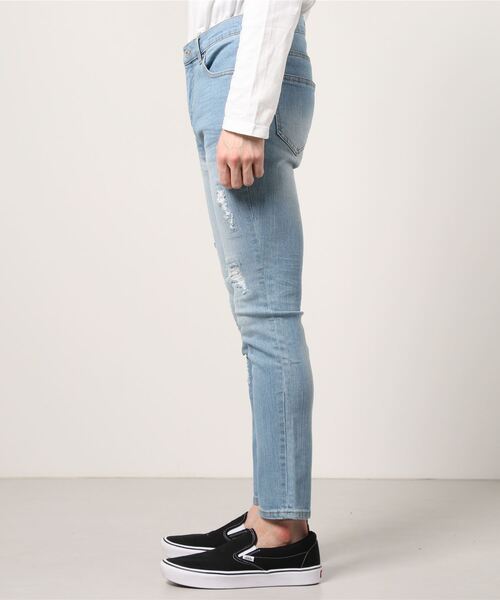 qwerty(クワーティ)の「qwerty (クワーティ) Damage denim / ダメージデニム(デニムパンツ・メンズ・ライトインディゴブルー・MEDIUM)」の2枚目の写真