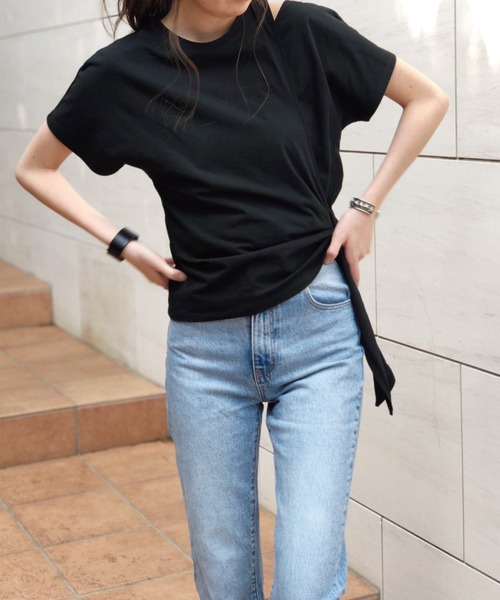 Banner Barrett(バナーバレット)の「【手洗い可】アシンメトリーレイヤードTシャツ(Tシャツ/カットソー・レディース・ブラック/ベージュ/アイボリー・38)」の3枚目の写真
