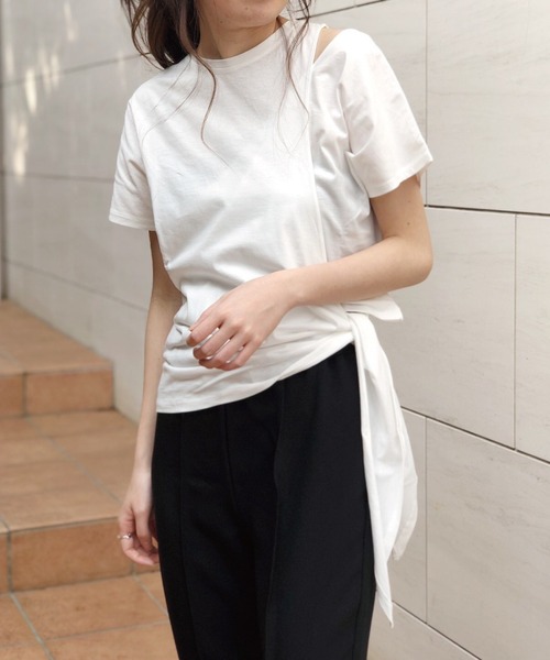 Banner Barrett(バナーバレット)の「【手洗い可】アシンメトリーレイヤードTシャツ(Tシャツ/カットソー・レディース・ブラック/ベージュ/アイボリー・38)」の13枚目の写真