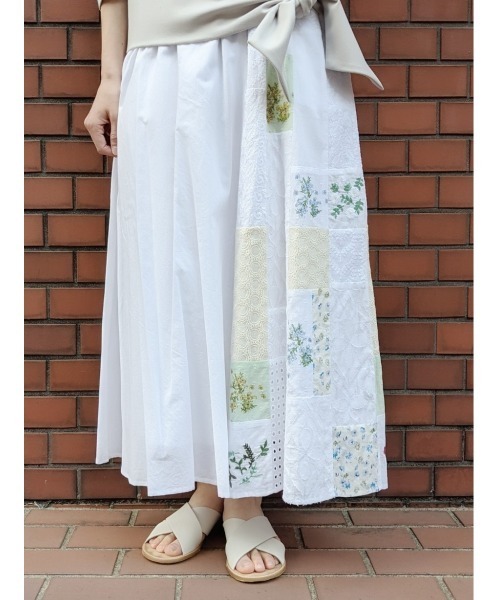 BEARDSLEY（ビアズリー）の「パッチワーク＆刺繍スカート（スカート・レディース・ホワイト/ライトグレー・FREE）」の11枚目の写真