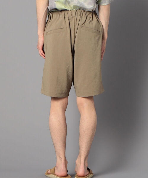 GLOSTER(グロスター)の「EVALET QUICK DRY CLIMBING SHORTS クライミングショーツ (※吸水速乾、ウォッシャブル、シワになりにくいイージーケア素材を使用!)(その他パンツ・メンズ・ベージュ/ネイビー・MEDIUM/LARGE/SMALL)」の5枚目の写真