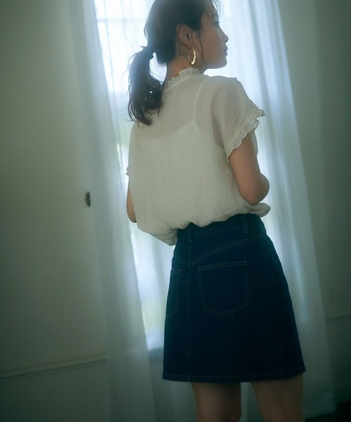 vis-`a-vis（ビサビ）の「【WEB限定】フリルピンタックフレンチスリーブブラウス（シャツ/ブラウス・レディース・ブラック/オリーブ/キナリ・FREE）」の18枚目の写真