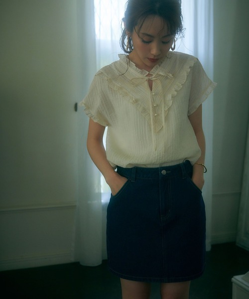 vis-`a-vis（ビサビ）の「【WEB限定】フリルピンタックフレンチスリーブブラウス（シャツ/ブラウス・レディース・ブラック/オリーブ/キナリ・FREE）」の17枚目の写真