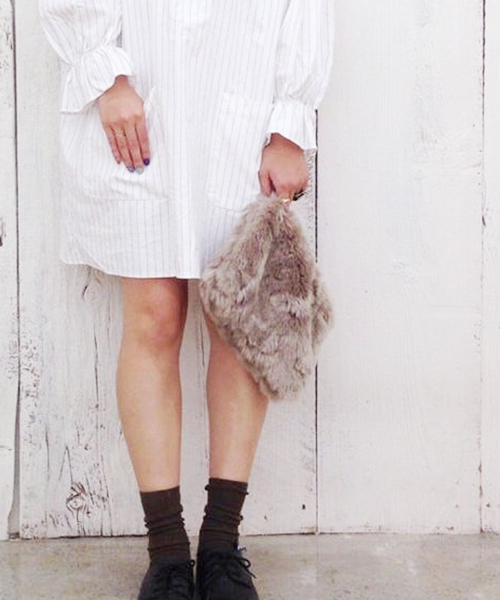 Kastane（カスタネ）の「【Kastane】ファークラッチBAG（クラッチバッグ・レディース・ホワイト/グレー・FREE）」の5枚目の写真