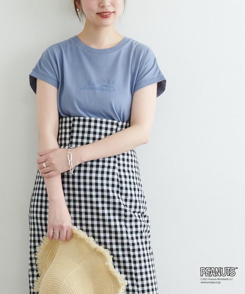 natural couture(ナチュラルクチュール)の「Snoopyコラボ バイオウォッシュフレンチスリーブT(Tシャツ/カットソー・レディース・イエロー/ブルー/アイボリー/スミクロ・FREE)」の3枚目の写真