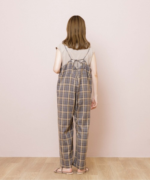 flower(フラワー)の「マニッシュチェックロンパース(サロペット/オーバーオール・レディース・ベージュ/ブラウン・FREE)」の4枚目の写真