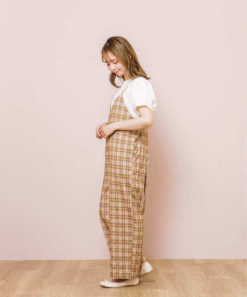 flower(フラワー)の「マニッシュチェックロンパース(サロペット/オーバーオール・レディース・ベージュ/ブラウン・FREE)」の16枚目の写真