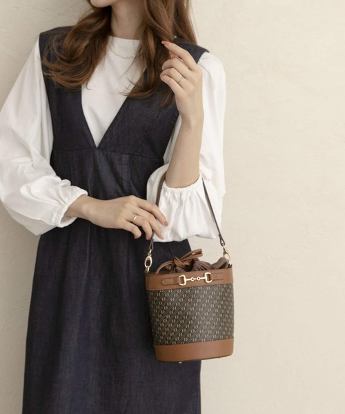 RODE SKO（ロデスコ）の「モノグラムビットバケツバッグ（ショルダーバッグ・レディース・ブラウン・ONE）」の3枚目の写真