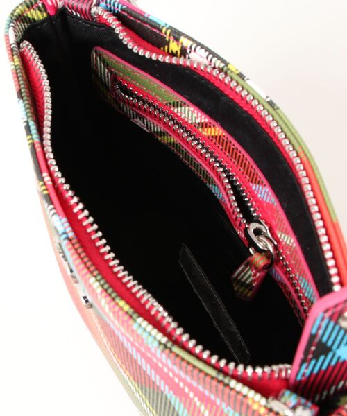 Vivienne Westwood（ヴィヴィアンウエストウッド）の「51160005/31986DERBY NEW SQUARE CROSSBODY（ボストンバッグ・レディース・マルチ・FREE）」の4枚目の写真