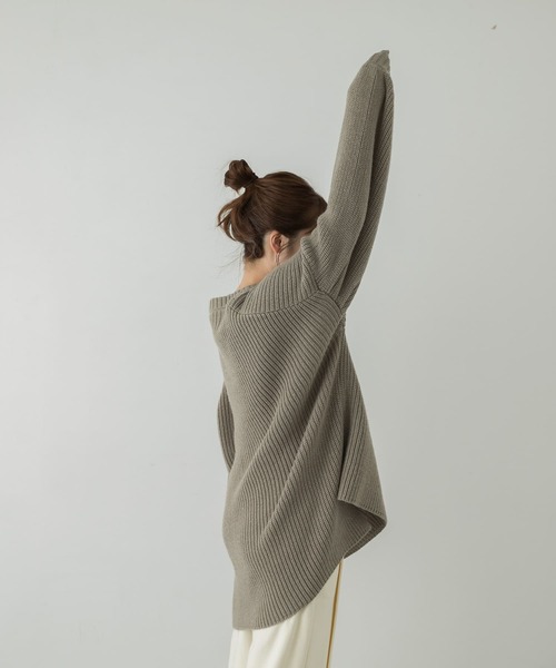 LAATO(ラート)の「SLEEVE VOLUME KNIT(ニット/セーター・レディース・ブラウン/グレー・FREE)」の13枚目の写真