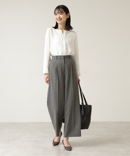 NATURAL BEAUTY BASIC（ナチュラルビューティーベーシック）の「ライトダブルクロスブラウス（シャツ/ブラウス・レディース・グレイッシュベージュ/オフホワイト/ブラウン・LARGE/SMALL/MEDIUM）」の16枚目の写真