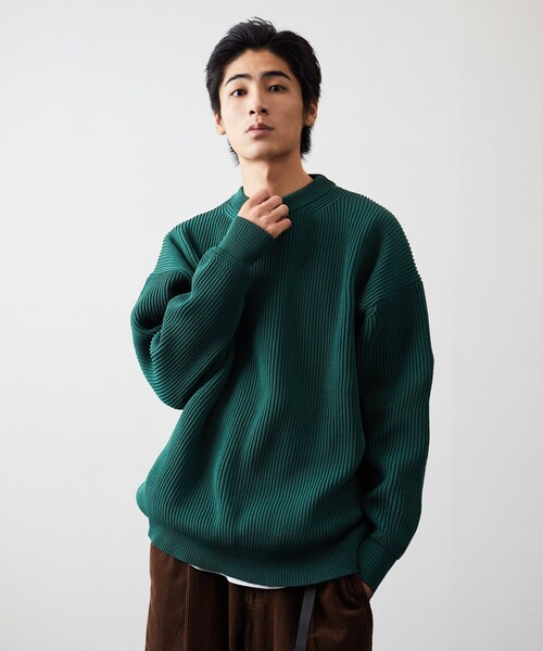 FREAK'S STORE（フリークスストア）の「【リサイクルポリエステル使用】畔編み クルーネックニット（ニット/セーター・メンズ・ホワイト/ブラック/ベージュ/ネイビー/ピンク/イエロー/ブルー/モスグリーン/オレンジ・SMALL/MEDIUM/LARGE）」の5枚目の写真