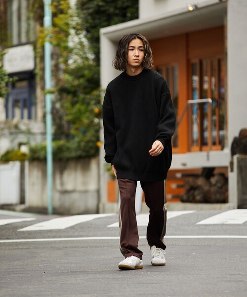 FREAK'S STORE（フリークスストア）の「【リサイクルポリエステル使用】畔編み クルーネックニット（ニット/セーター・メンズ・ホワイト/ブラック/ベージュ/ネイビー/ピンク/イエロー/ブルー/モスグリーン/オレンジ・SMALL/MEDIUM/LARGE）」の20枚目の写真