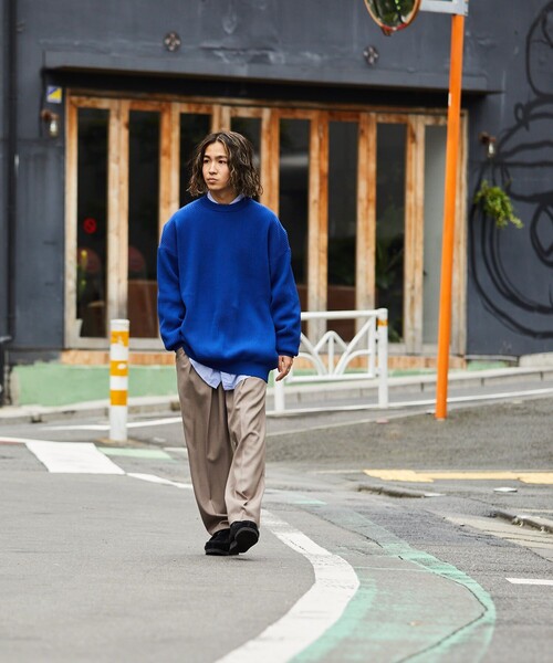 FREAK'S STORE（フリークスストア）の「【リサイクルポリエステル使用】畔編み クルーネックニット（ニット/セーター・メンズ・ホワイト/ブラック/ベージュ/ネイビー/ピンク/イエロー/ブルー/モスグリーン/オレンジ・SMALL/MEDIUM/LARGE）」の11枚目の写真