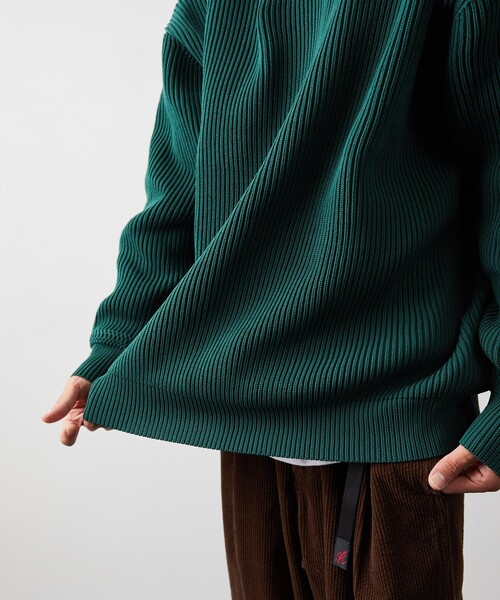 FREAK'S STORE（フリークスストア）の「【リサイクルポリエステル使用】畔編み クルーネックニット（ニット/セーター・メンズ・ホワイト/ブラック/ベージュ/ネイビー/ピンク/イエロー/ブルー/モスグリーン/オレンジ・SMALL/MEDIUM/LARGE）」の22枚目の写真