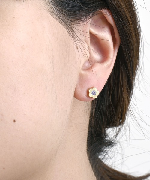 MARY QUANT（マリークワント）の「カラービジューデイジー ピアス
