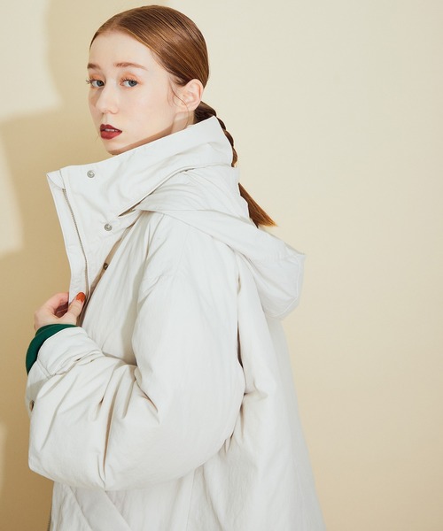 MADEMOISELLE ROPE'（マドモアゼル ロペ）の「ALLIEDモンスターダウンコート（ダウンジャケット/コート・レディース・オフホワイト/カーキ・FREE）」の11枚目の写真