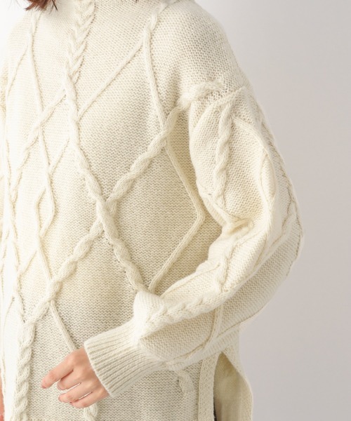 LEPSIM(レプシィム)の「マタニティ/5ゲージケーブルBIGプルオーバー 237008(マタニティウェア/グッズ・レディース・グレー/グリーン/アイボリー/ブルー・FREE)」の19枚目の写真