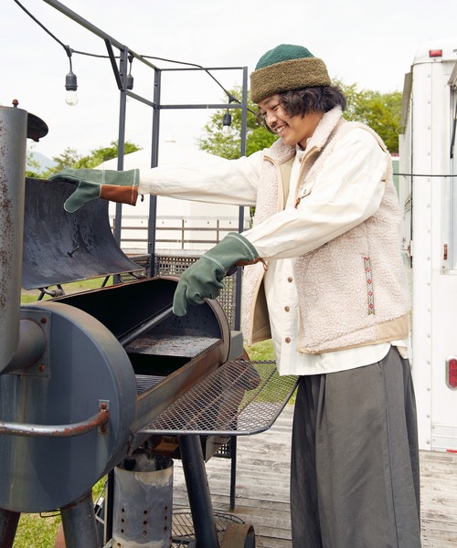 チャイハネ(チャイハネ)の「【チャイハネ】牛革スエードグローブ(手袋・メンズ・ブラウン/インディゴブルー/グリーン/キャメル/ブラック・FREE)」の17枚目の写真