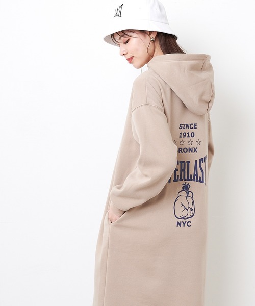 EVERLAST(CROSSPLUS ONLINE)(エバーラスト)の「後ろロゴプリント ビックパーカースウェットワンピース(ワンピース・レディース・ベージュ/ネイビー/杢グレー・LL/M/L)」の16枚目の写真