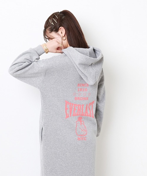 EVERLAST(CROSSPLUS ONLINE)(エバーラスト)の「後ろロゴプリント ビックパーカースウェットワンピース(ワンピース・レディース・ベージュ/ネイビー/杢グレー・LL/M/L)」の7枚目の写真
