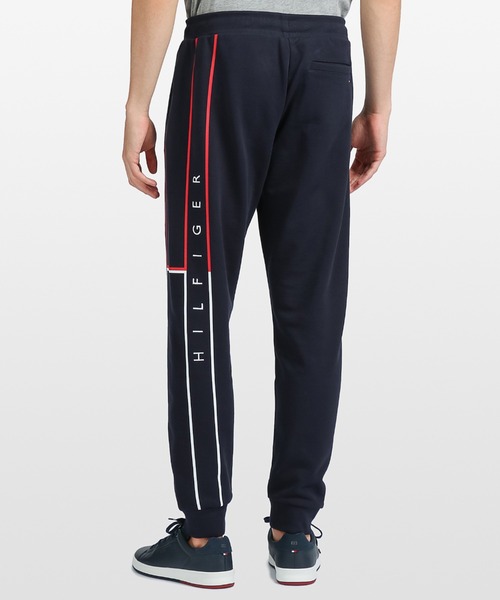 TOMMY HILFIGER(トミーヒルフィガー)の「Clean DNA flag moment Capsule スウェットパンツ(スウェットパンツ・メンズ・ネイビー/グレー/ホワイト・LARGE/MEDIUM/SMALL/X-LARGE)」の6枚目の写真