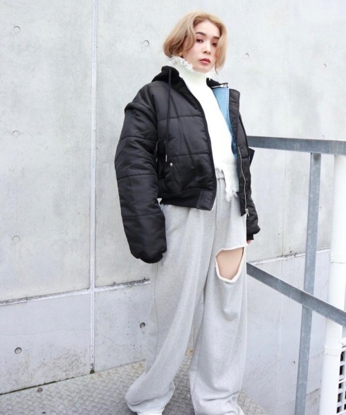 FIG&VIPER（フィグアンドバイパー）の「マルチWAY MID MA-1（MA-1・レディース・ブラック/ベージュ/パープル・FREE）」の9枚目の写真